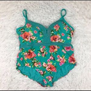 Beautiful Plus size, 1 piece bathing suit